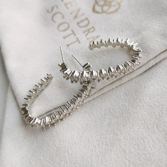 Kendra Scott Juliette Silver White Crystal Oval Hoop Earrings w/ dust bag - Picture 3 of 4